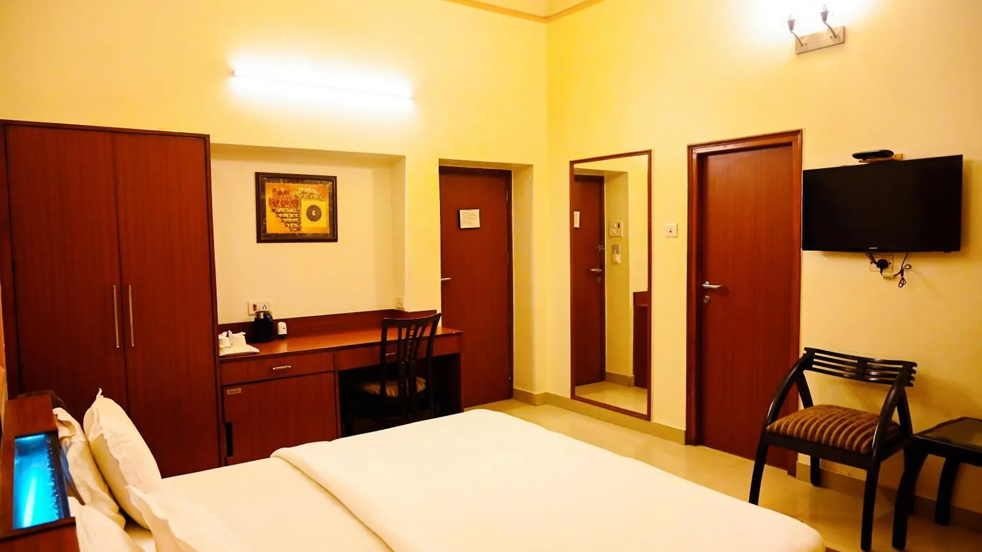 Hotel Cresent - Near Assi Ghat Varanasi India
