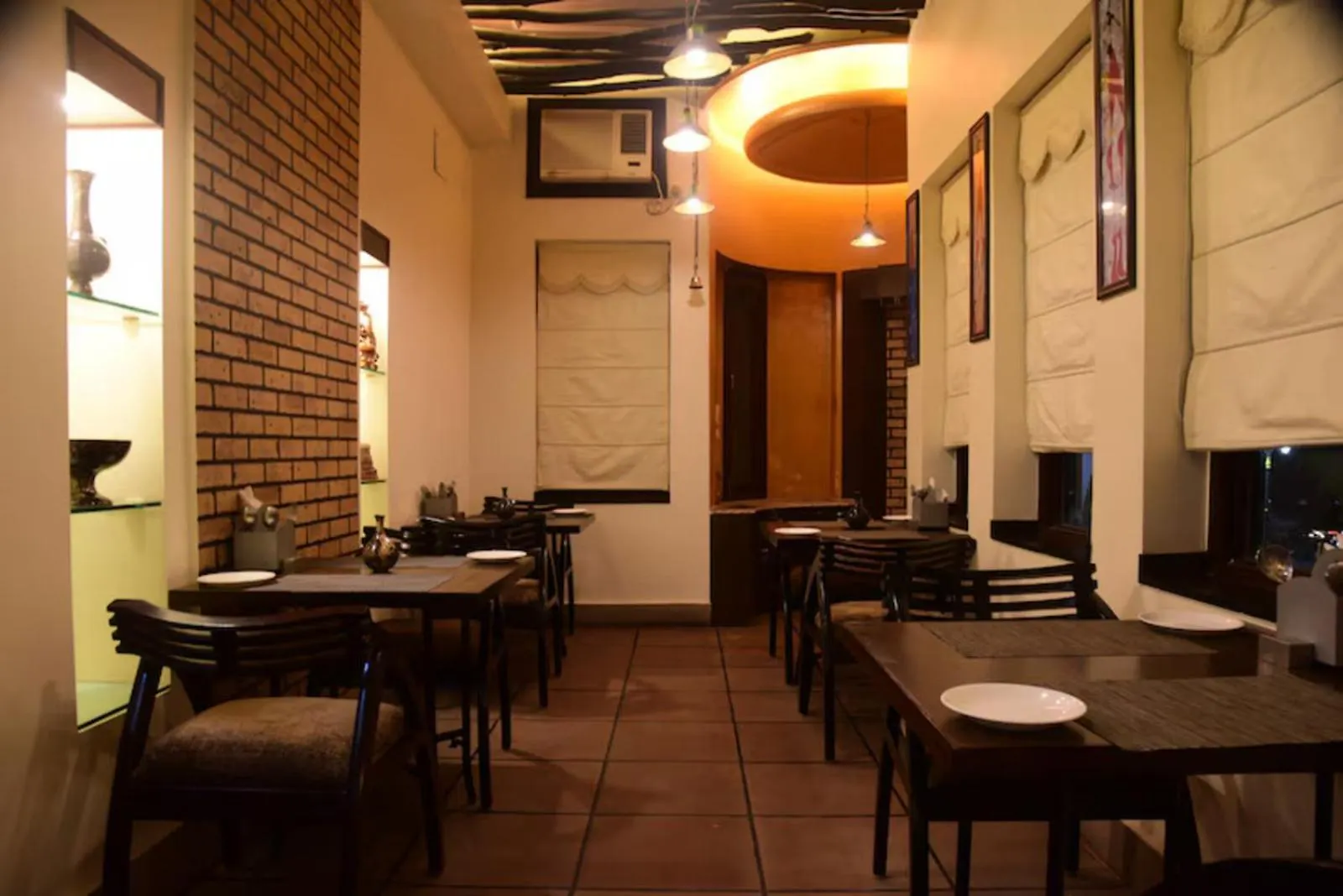 Hotel Cresent - Near Assi Ghat Varanasi