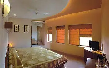 ***  Hotel Cresent - Near Assi Ghat Varanasi India